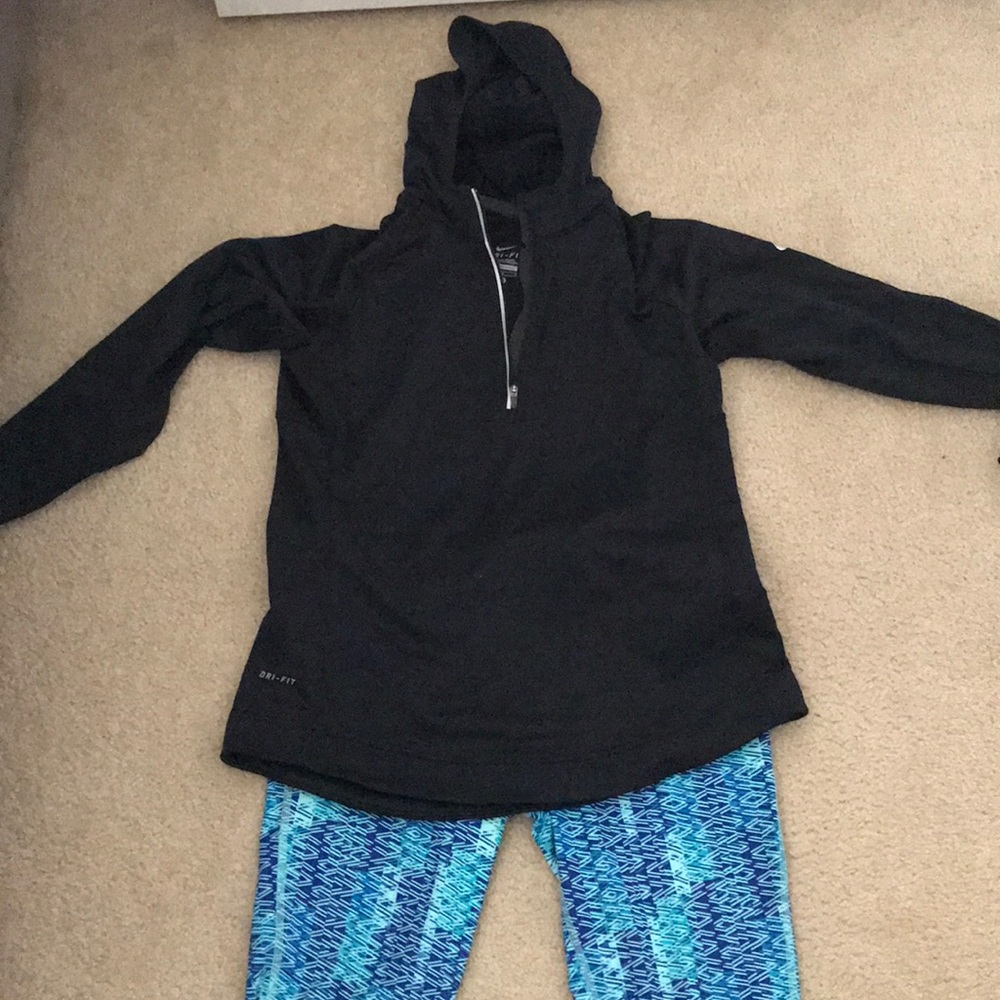 Nike dri fit hoodie